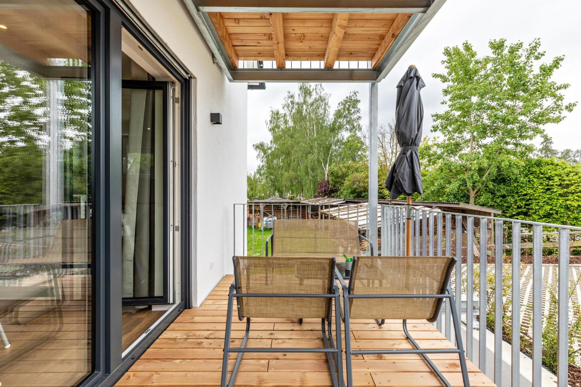 Studio 3 Parkside Apartments Guenzburg Luaran gambar